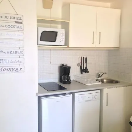 Le Cap D'agde Savannah 1,rez De Jardin, Accès Piscine Et Plage. 4 Personnes Agde