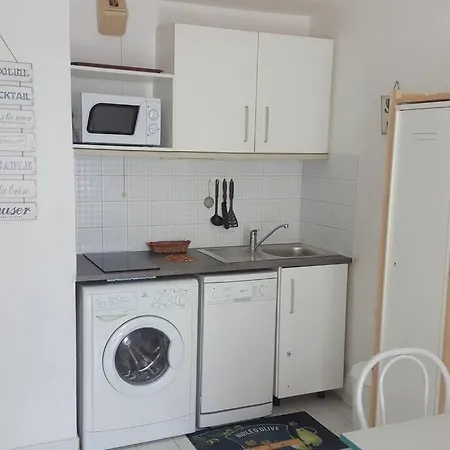 Le Cap D'agde Savannah 1,rez De Jardin, Acces Piscine Et Plage. 4 Personnes 아파트 아그