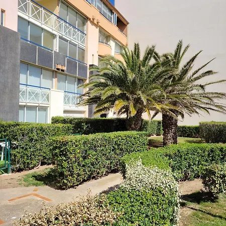Le Cap D'agde Savannah 1,rez De Jardin, Accès Piscine Et Plage. 4 Personnes *
