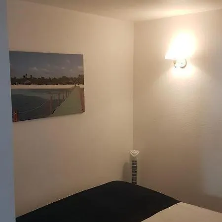 Appartement Le Cap D'agde Savannah 1,rez De Jardin, Accès Piscine Et Plage. 4 Personnes *
