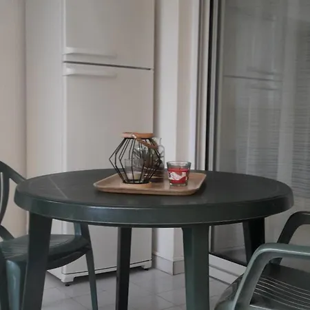 Appartement Le Cap D'agde Savannah 1,rez De Jardin, Accès Piscine Et Plage. 4 Personnes