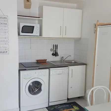 Le Cap D'agde Savannah 1,rez De Jardin, Accès Piscine Et Plage. 4 Personnes Agde