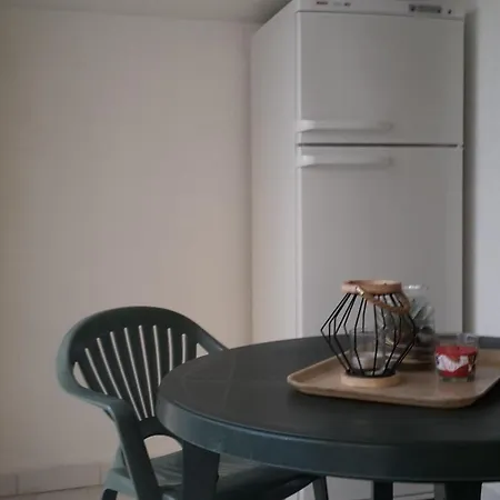 Appartement Le Cap D'agde Savannah 1,rez De Jardin, Accès Piscine Et Plage. 4 Personnes *